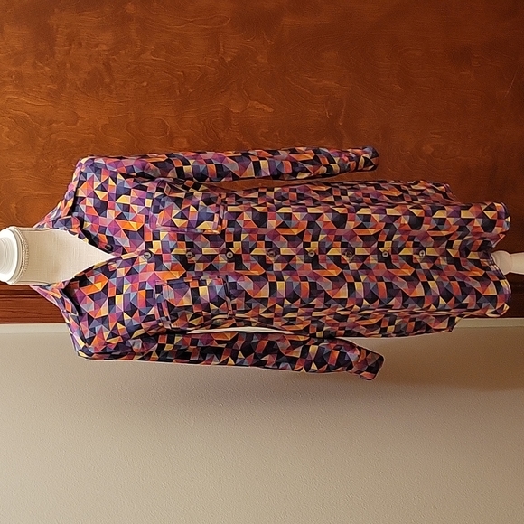 Hutch Dresses & Skirts - HUTCH colorful geometric print 100% silk button down long sleeve dress in size S